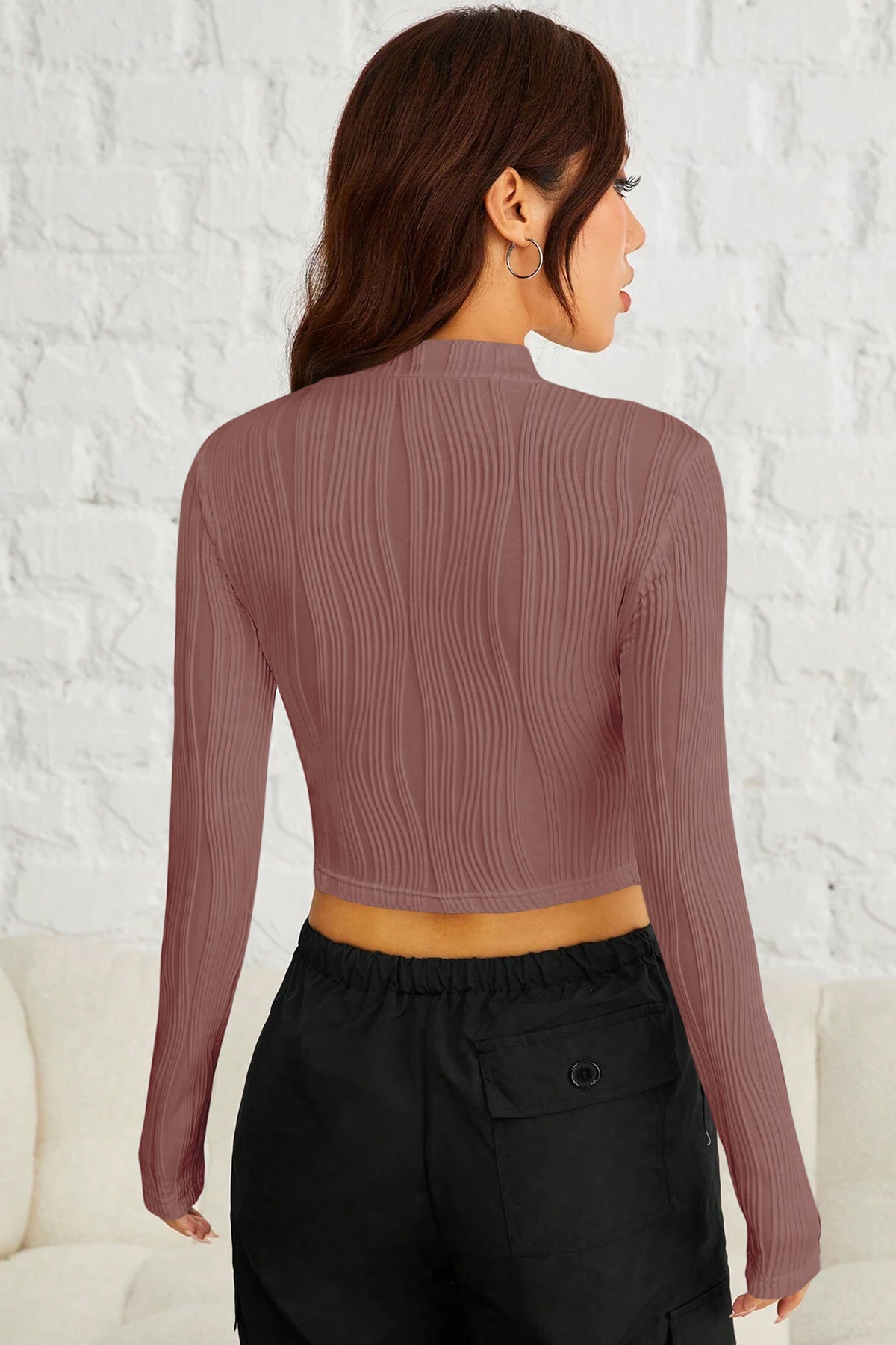Ritsila Women Dark Pink EZwear Gola Simulada Camiseta Crop Top