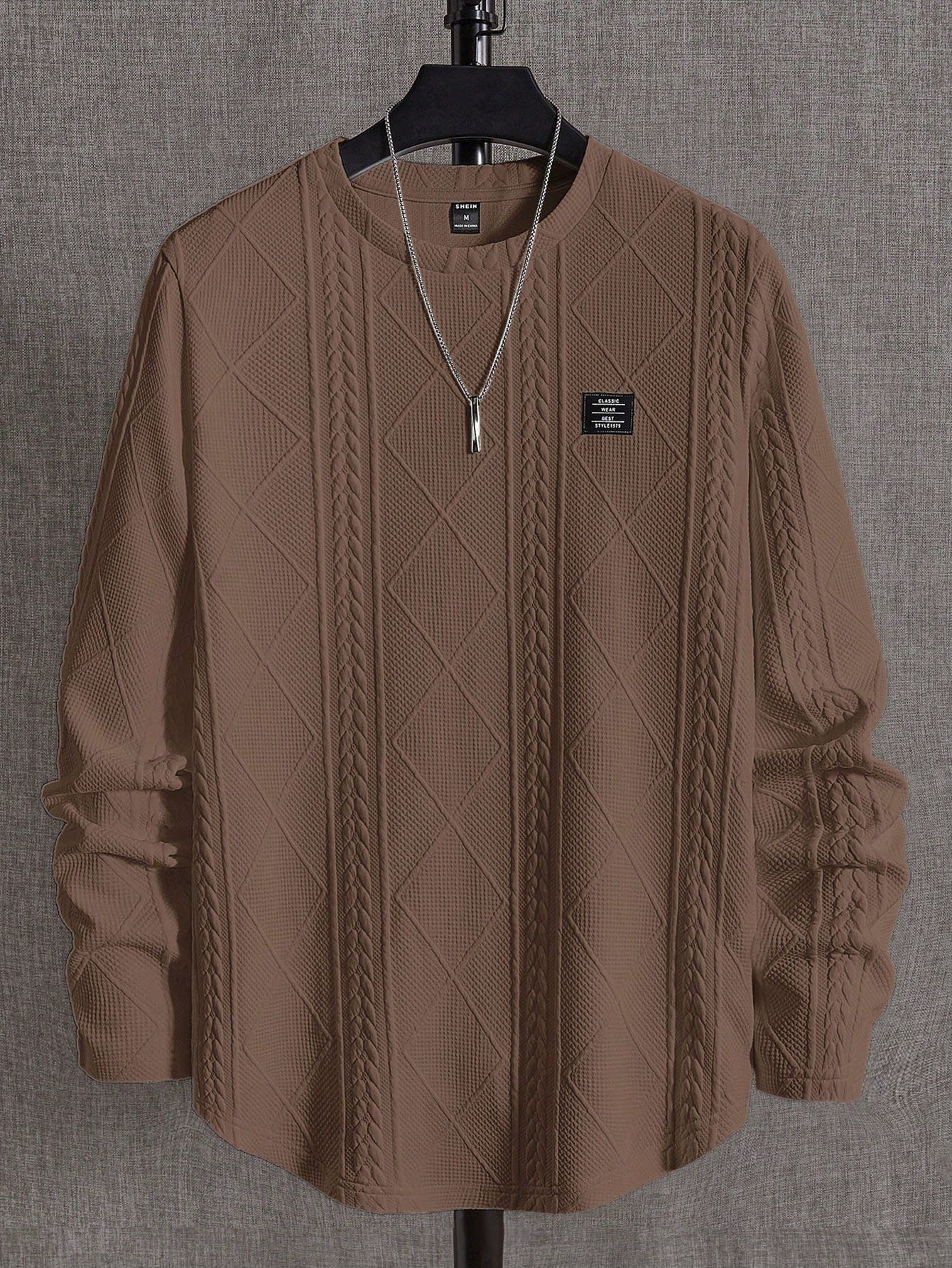 Men's Letter Patched Detail Tee Best for Casual Wear
