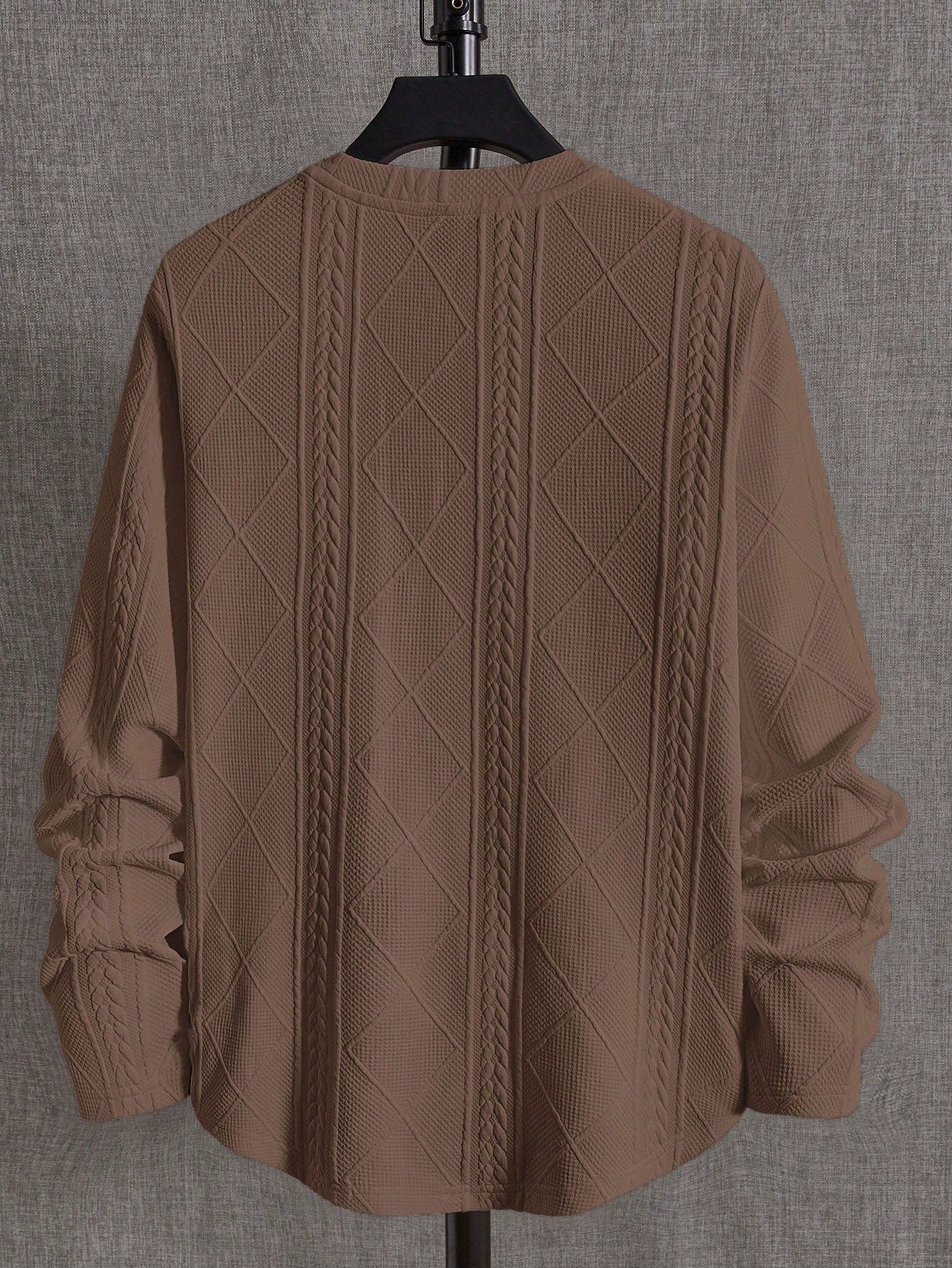 Men's Letter Patched Detail Tee Best for Casual Wear
