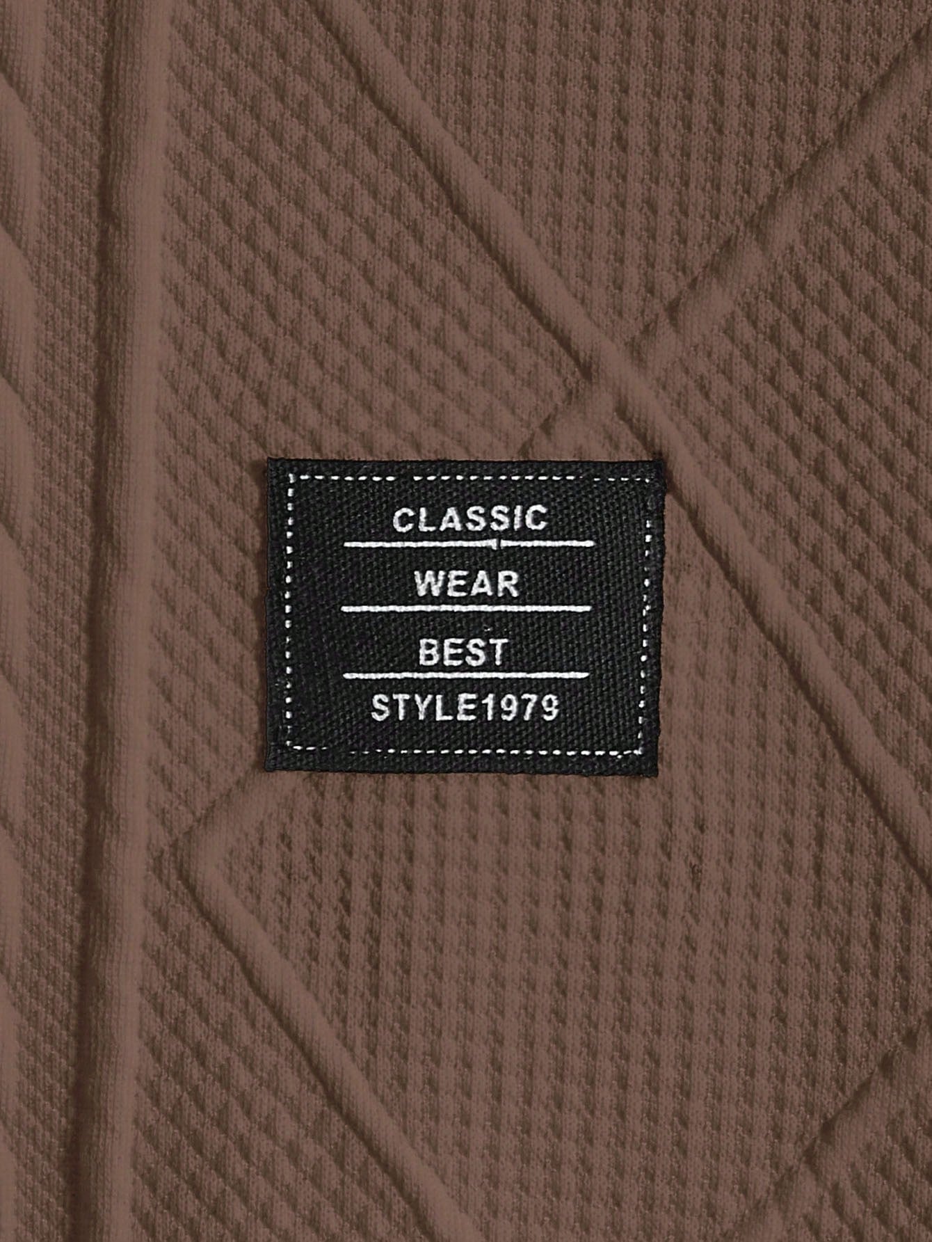 Men's Letter Patched Detail Tee Best for Casual Wear