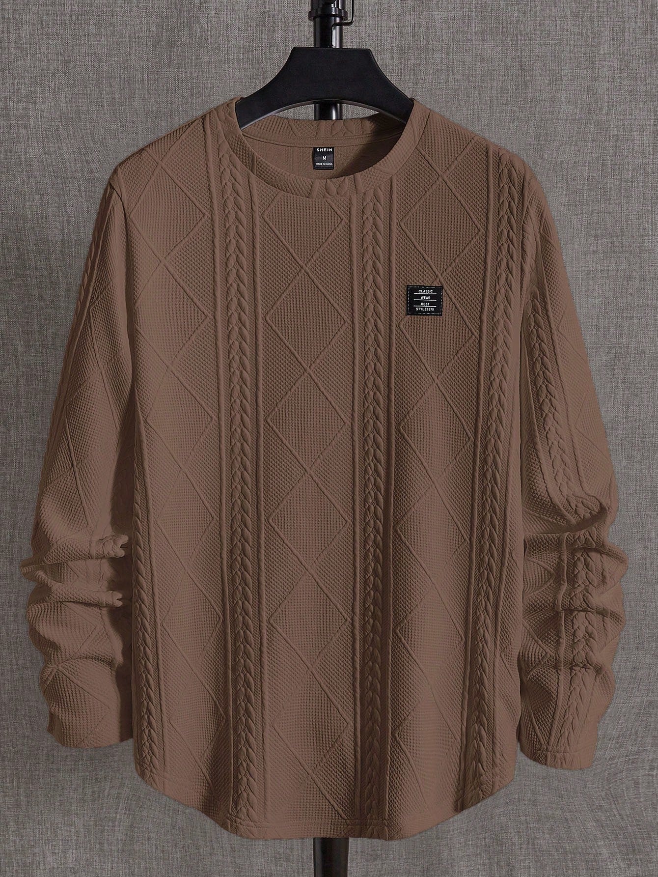 Men's Letter Patched Detail Tee Best for Casual Wear