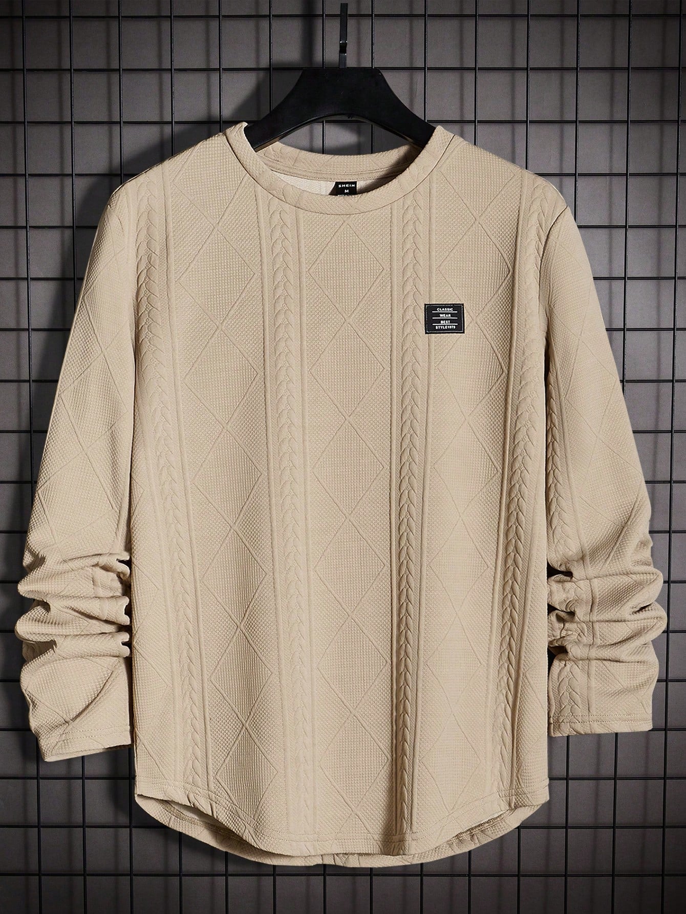 Men's Letter Patched Detail Tee Best for Casual Wear