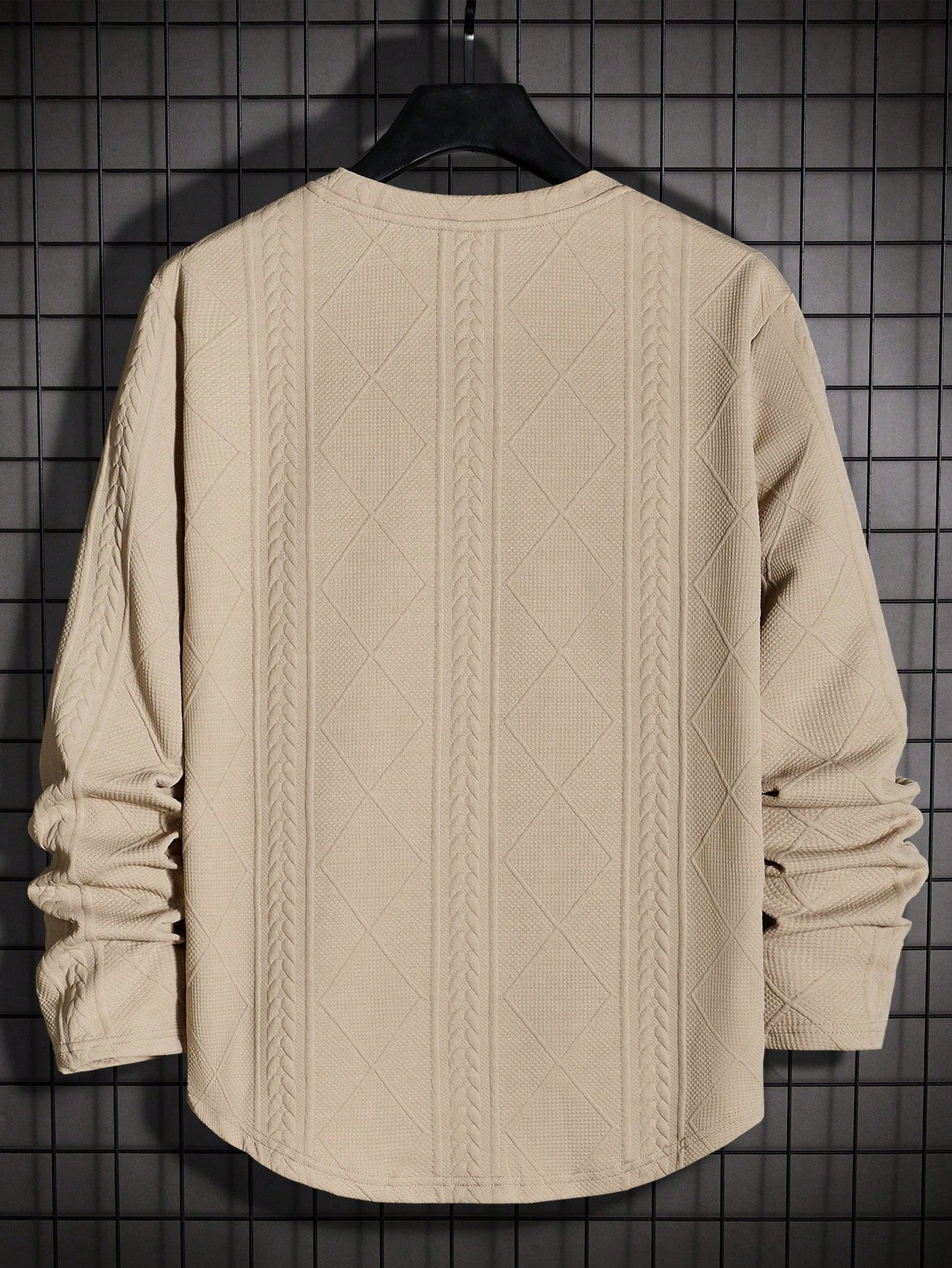 Men's Letter Patched Detail Tee Best for Casual Wear
