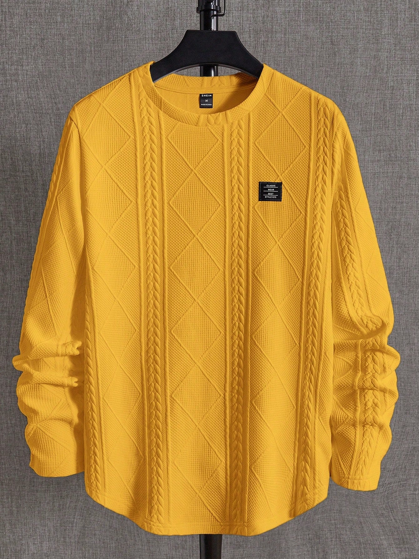 Men's Letter Patched Detail Tee Best for Casual Wear