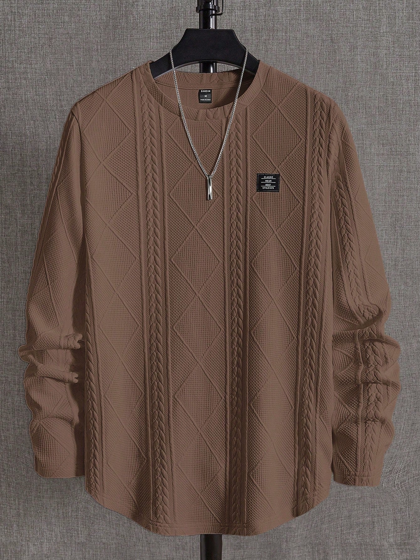 Men's Letter Patched Detail Tee Best for Casual Wear